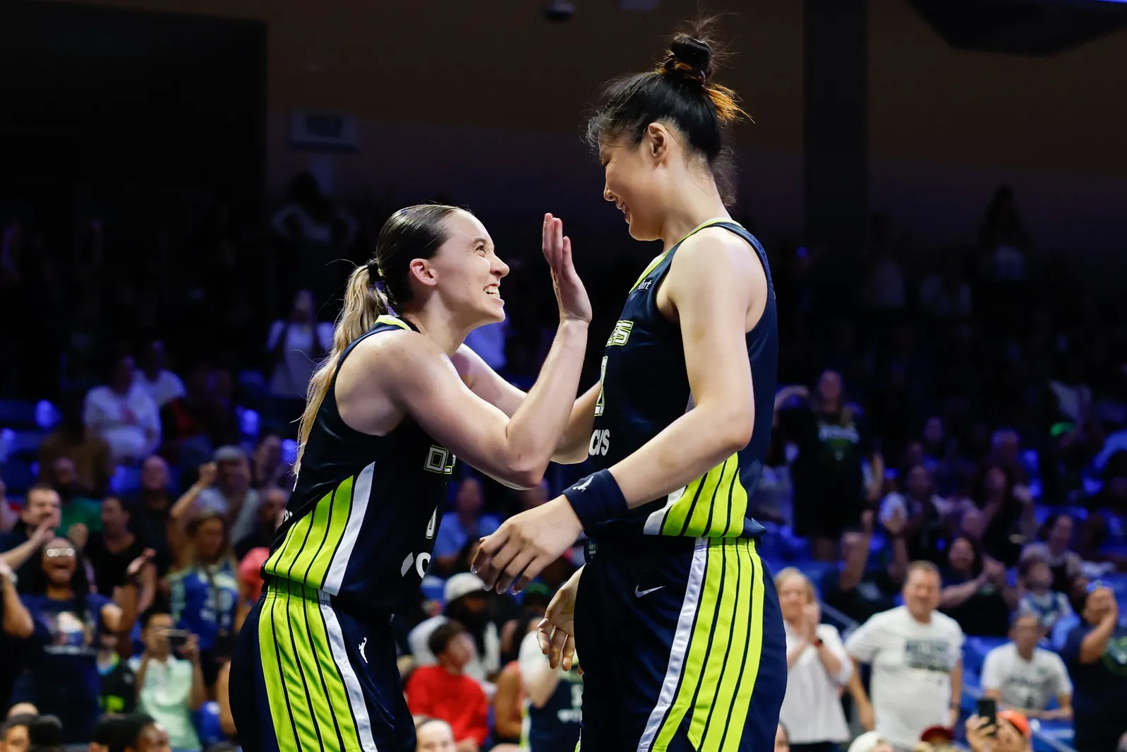 Dallas valide sa place en playoffs avec la manière face à Portland