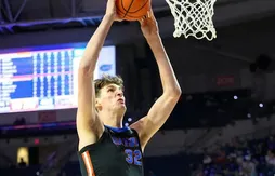 Le géant Olivier Rioux (2m36) inscrit son premier panier en NCAA