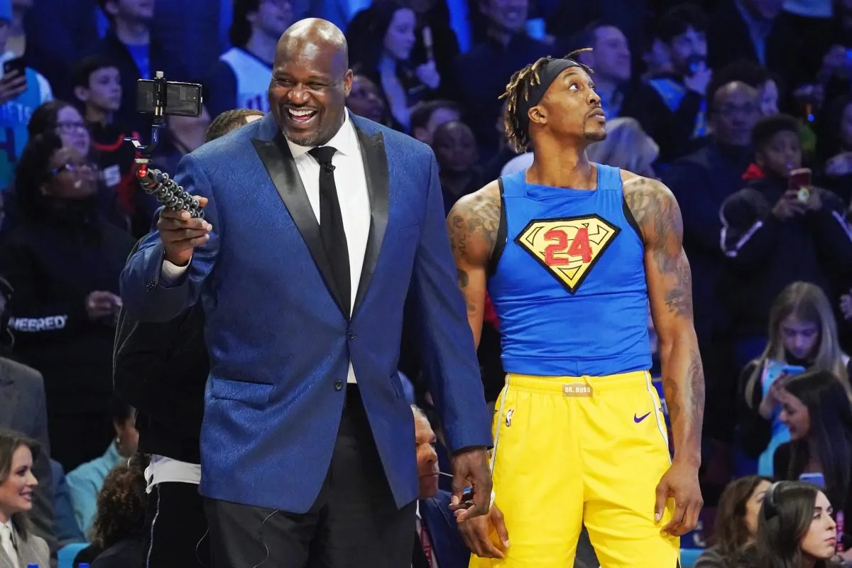 Dwight Howard impatient d'être intronisé par Shaquille O'Neal