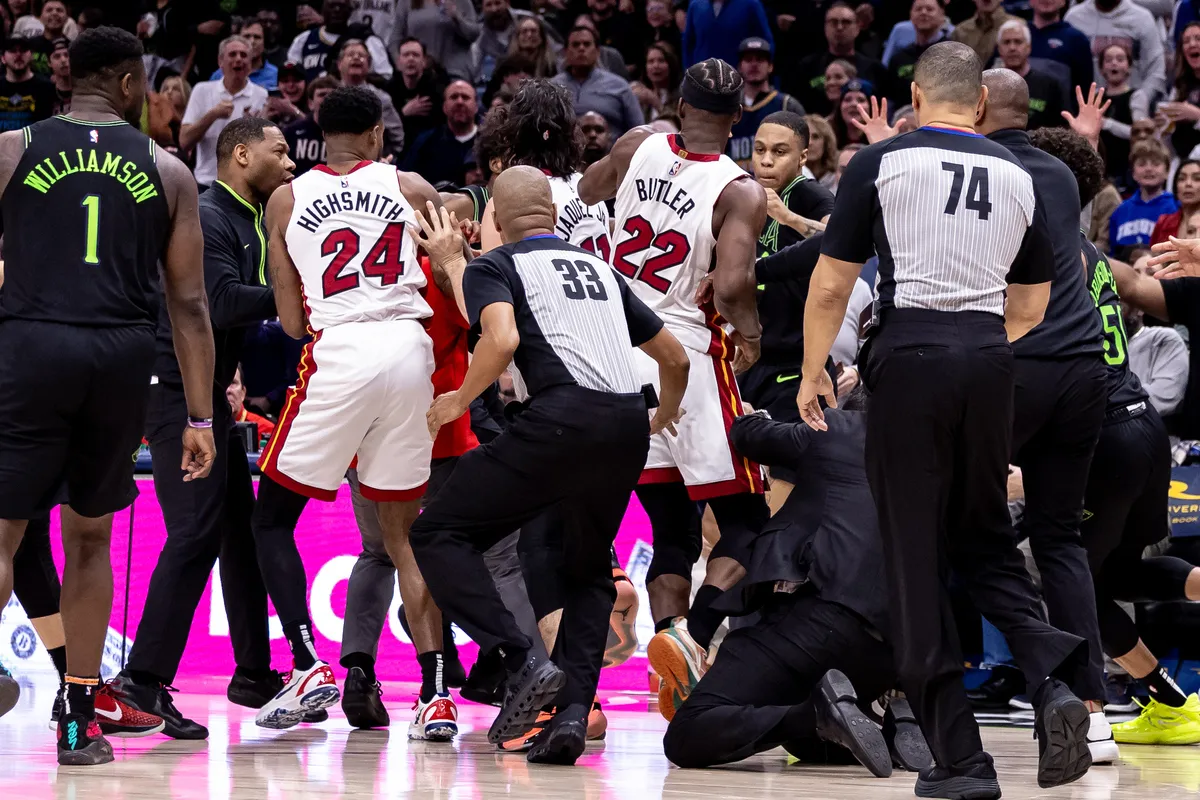 Jimmy Butler, Naji Marshall et ça dégénère entre le Heat et les Pelicans