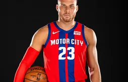 Les Pistons passent de nouveau au rouge sur un maillot