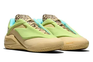 Un troisième coloris pour la SHAI 001 « Lace Up »