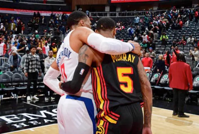 Dejounte Murray et Russell Westbrook