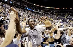 Au tour de Roy Hibbert de donner un million de dollars à Georgetown