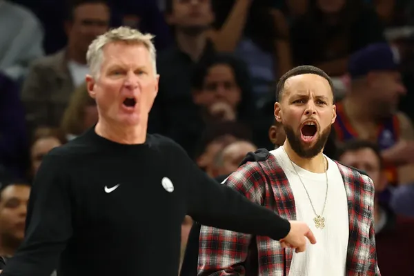 Steve Kerr admet que les Warriors ne jouent plus le titre