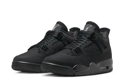 La Air Jordan 4 « Black Cat » retombe sur ses pattes
