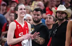 Caitlin Clark raconte sa soirée historique : 45 points et 10 passes