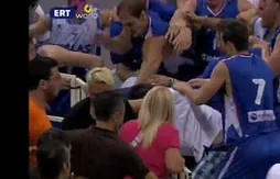 La FIBA suspend Krstic, Teodosic, Fostis et Schortsanitis