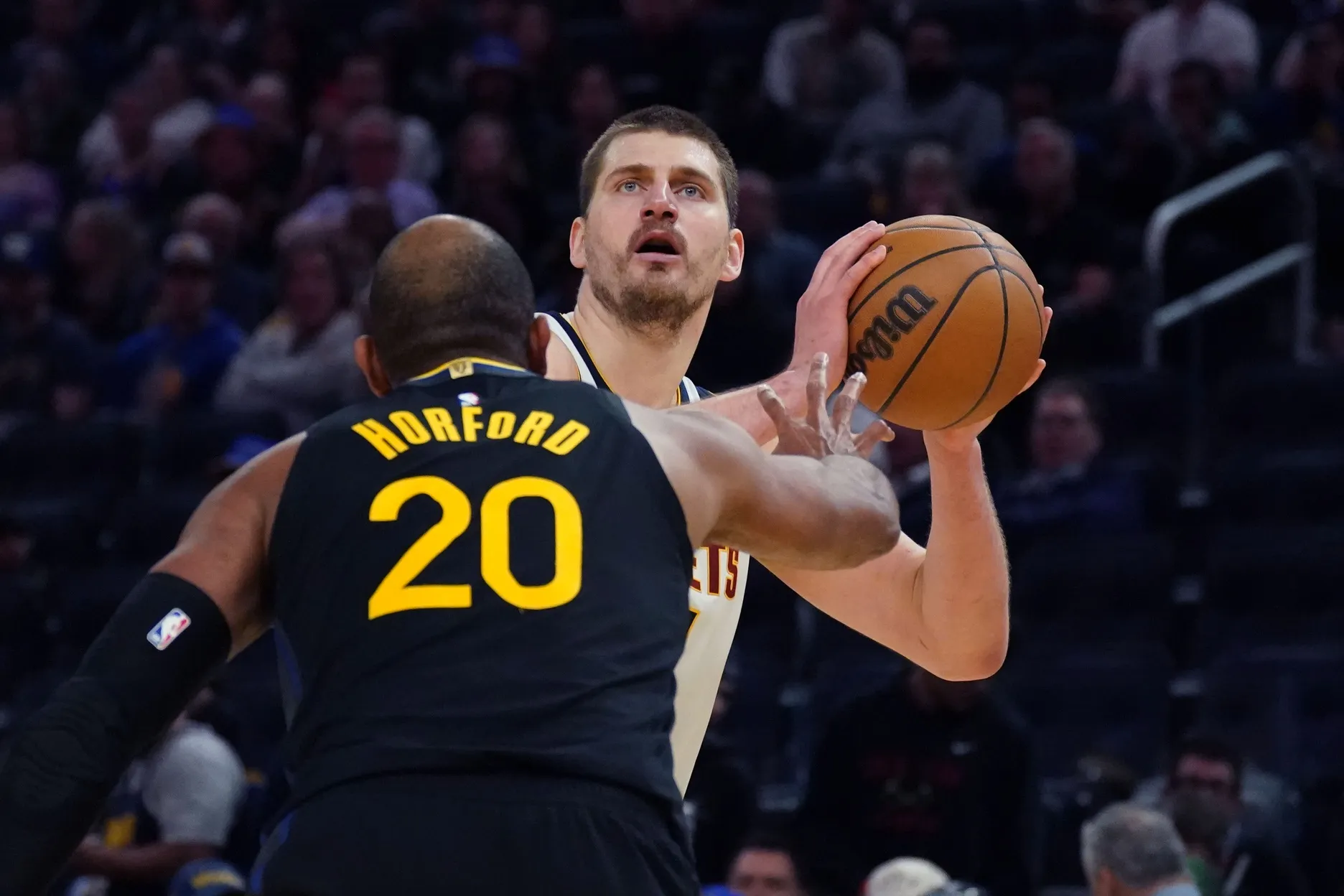 Al Horford et Nikola Jokic