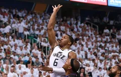 Joe Johnson prend encore deux semaines de rab