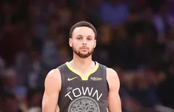 Stephen Curry n’en a pas terminé avec sa douleur au doigt