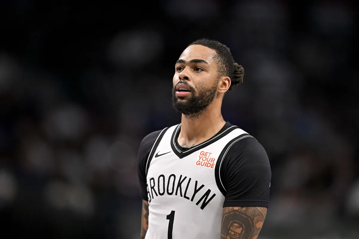 D'Angelo Russell (Nets) contre les Mavericks