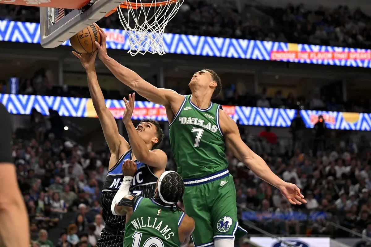Dwight Powell