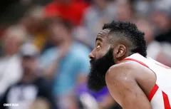 James Harden affecté par les critiques sur son jeu