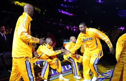 Des anciens Lakers à fond derrière les Mavericks !