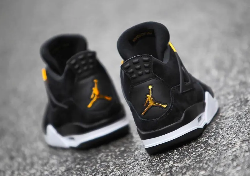 jordan-4-royalty-black-gold-7