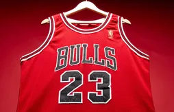 Près de 5 millions de dollars pour ce maillot de Michael Jordan !
