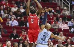 L’extra-terrestre James Harden a encore frappé : 57 points face aux Grizzlies !