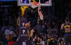 Les Lakers ressortent le « Showtime » face aux Cavaliers