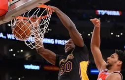 Byron Scott calme le jeu avec Julius Randle