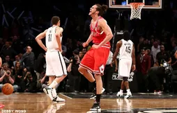 Un énorme Joakim Noah envoie les Bulls en demi-finale de conférence