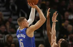 Kristaps Porzingis s’est pris pour Stephen Curry