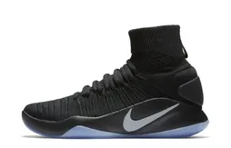 Nike : deux sublimes Hyperdunk 2016 Flyknit arrivent le 1er octobre