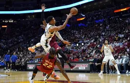 Giannis Antetokounmpo et les Bucks peinent à sanctionner les prises à deux