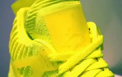 La Air Jordan 4 se met au Flyknit… et au fluo