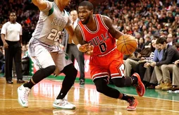 Aaron Brooks rempile à Chicago