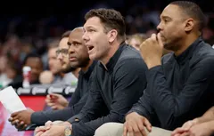 Luke Walton reste le bras droit de JB Bickerstaff à Detroit