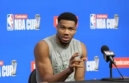 Giannis Antetokounmpo : “J’essaie de ne pas penser à l’argent, mais plutôt au jeu”