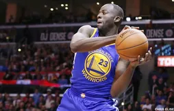 Frayeur à Golden State après un choc entre Draymond Green et Ian Clark