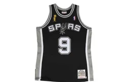 Mitchell & Ness ressort les anciens maillots de Tony Parker