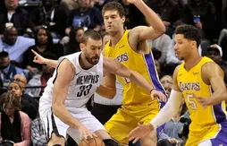 Les Lakers stoppés à Memphis