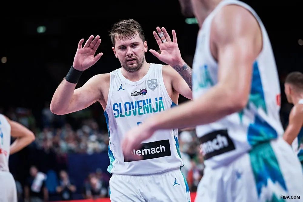 Luka Doncic avec la Slovénie