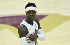 Dennis Schröder transféré aux Hornets pour une 6e équipe en 20 mois !