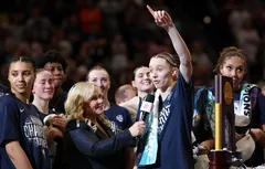 Paige Bueckers quitte UConn et la NCAA sur un titre !