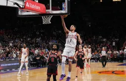 Devin Booker et les Suns résistent aux Bulls et retrouvent la 10e place