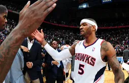 Josh Smith foudroie le Thunder