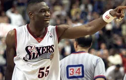 [happy birthday] La montagne Dikembe Mutombo face aux Raptors en playoffs 2001