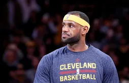 En vain, des équipes contactent l’agent de LeBron James…