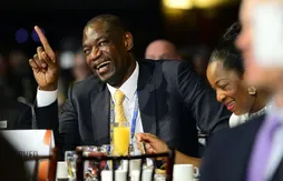 Dikembe Mutombo surpris que les Hawks retirent son maillot