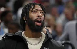 Les Lakers demandent à Anthony Davis de ne pas jouer les héros