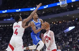 Le duo Giannis Antetokounmpo – Damian Lillard fait encore des dégâts