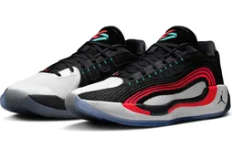 Un coloris « Bloodline » pour la Luka 4