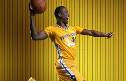 Les Warriors vont jouer avec des maillots à manches