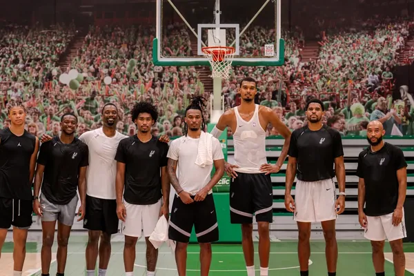 Tobias Harris présent à Paris avec Victor Wembanyama et les Spurs