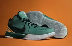 La superbe Kobe 4 Protro « Girl Dad » disponible le 7 juin