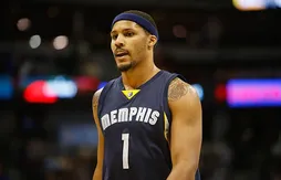 Memphis : Jarnell Stokes pique le “two-way contract” de D.J. Stephens